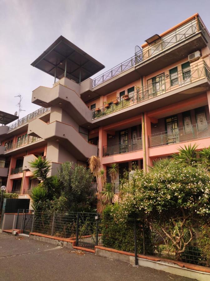 スキゾCasa Dei Fiori Con La Vista A Taorminaアパートメント エクステリア 写真