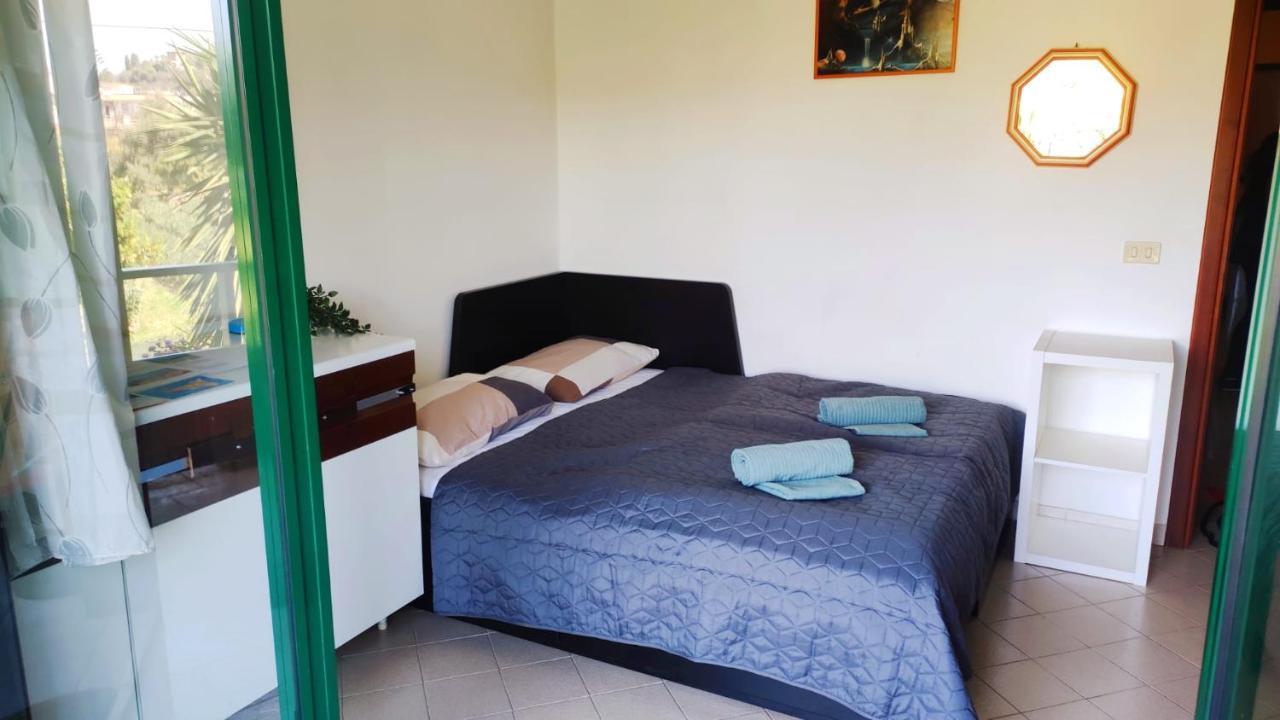 スキゾCasa Dei Fiori Con La Vista A Taorminaアパートメント エクステリア 写真